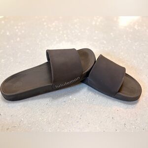 Men’s Lululemon Black Restfeel Sandals